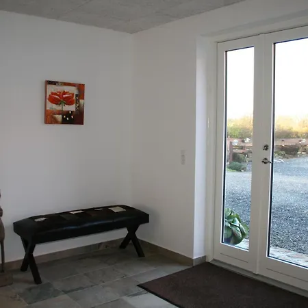 Sov Godt I فندق مبيت وإفطار Arnborg