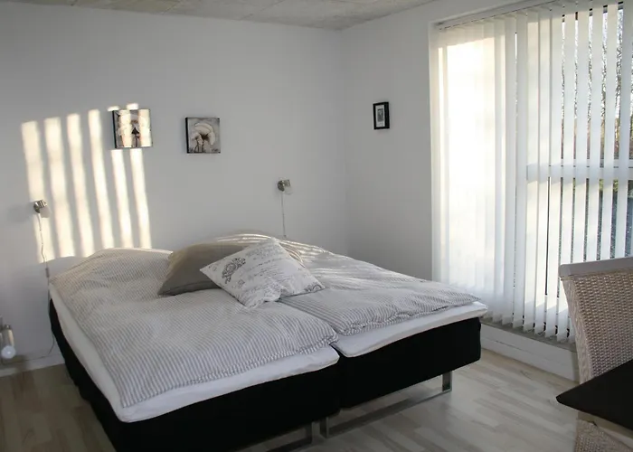 Bed & Breakfast Sov Godt I Arnborg